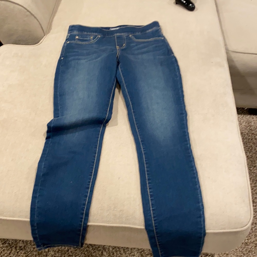 Signature Levi’s skinny jeans